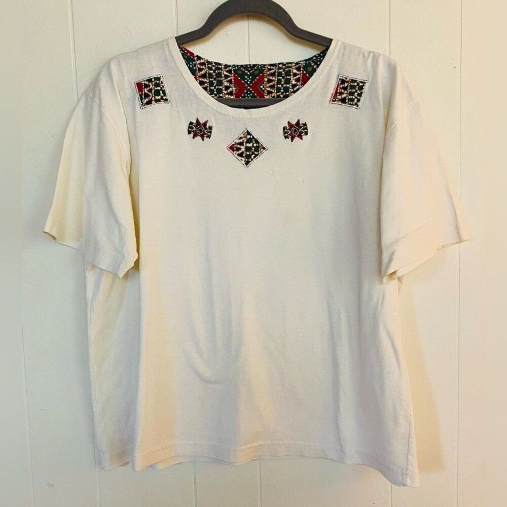 Capacity Knits Shirt Womens Medium White Embroidered Geometric Boho Southwestern